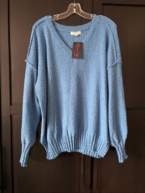 Umgee Blue Textured V-Neck Sweater